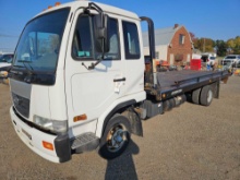 2008 Nissan UD2000 rollback truck, 17-18ft bed,diesel