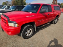2001 Dodge Ram 1500 pickup, runs and drives