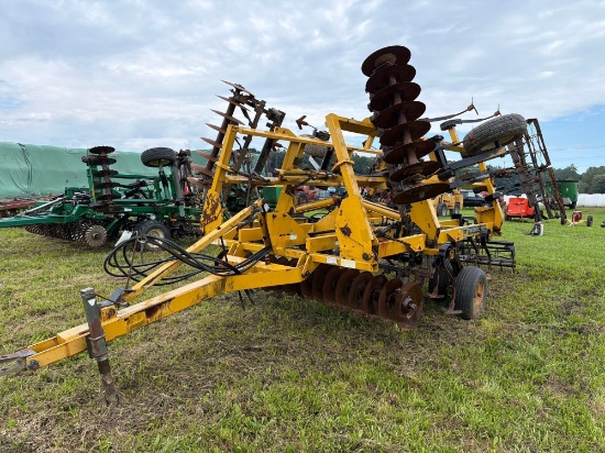 Landoll 20 ft model 850 Tilloll