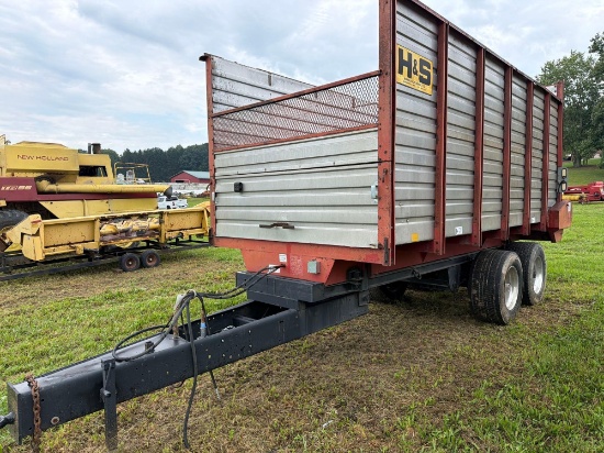 H&S 18ft rear unload pull type silage wagon