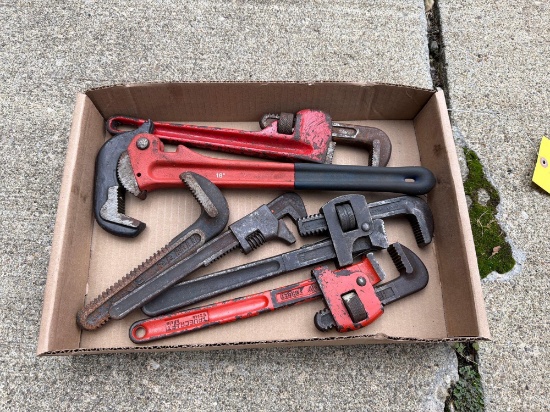 pipe wrenches