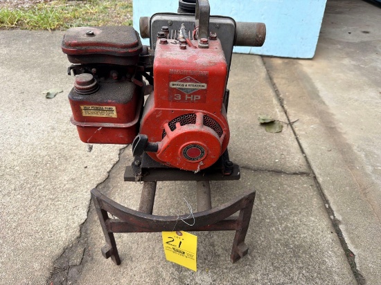 Briggs & Stratton Self Priming Pump, and A Barrel or Keg Roller Stand