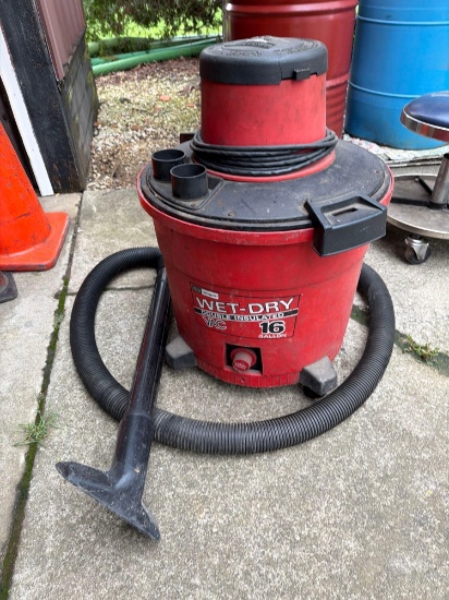Craftsman Wet-Dry Vac 16 Gallon