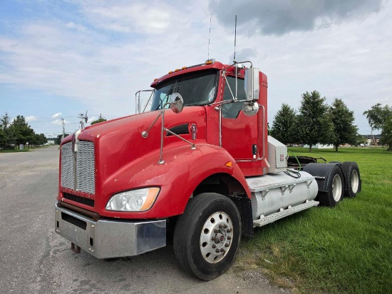 2012 Kenworth T400 Shows 570,719 Miles, Allison Auto Trans.
