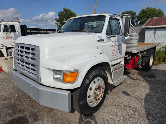 1997 Ford F800 Diesel Engine With Manual Trans., 11.5ft Alumn. Flat Bed Shows 184,900 Miles