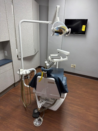 Belmont Xcalibur Dental Chair