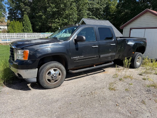 2008 GMC Sierra 3500 HD Pickup Truck, VIN # 1GTJK33K38F172478