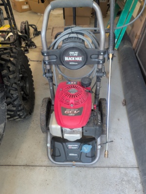 Honda Black Max 2800 psi pressure washer GCV 160