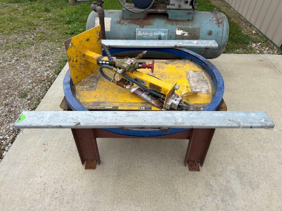 Air Lift Table w/ Rotating Base