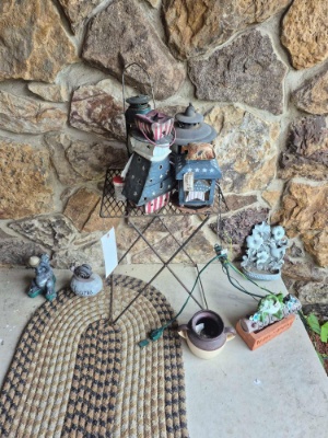 Assortment of Yard Decor