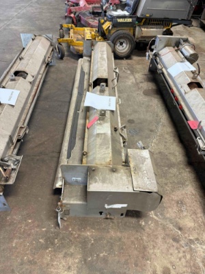 Saltdogg Undertailgate 8ft Spreader - Middleburg Heights Ohio