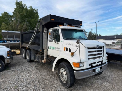 1999 Ford LT8501 Louisville 101 Dump Truck - Flint Michigan