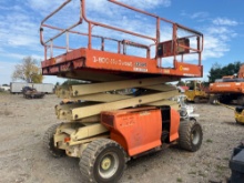 2010 JLG 3394RT 33ft Diesel Scissor Lift with Slide Out Shows 1642hrs