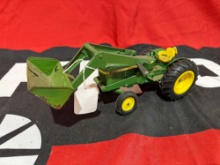 ERTL 1/16 scale die cast John Deere tractor with loader