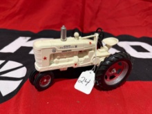 Farmall M demonstrator 1/26 scale die cast tractor