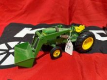John Deere 1/16 scale die cast tractor with loader