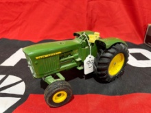 John Deere 5020 1/16 scale die cast tractor