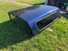 1996 Chevy 6.5 ft Truck Cap w/ Clamps