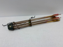 Vintage Bear Archery Bow Quiver with 7 Arrows