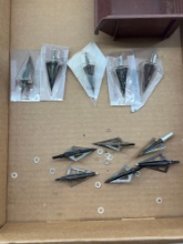 (11) Assorted Fix Bladed Broadheads