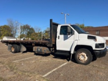 2005 GMC C5500 Flatbed Truck