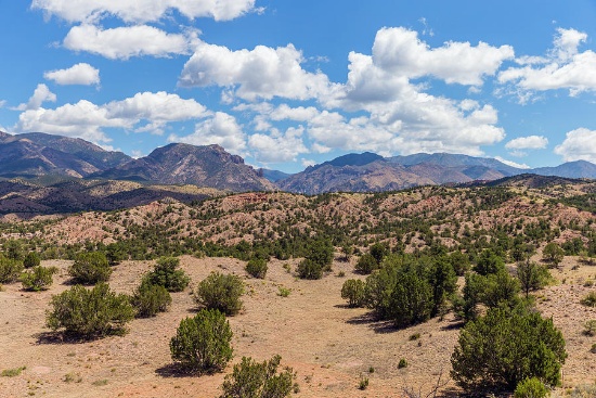 Prime Investment Opportunity with Mountain Views in New Mexico!