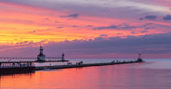 Just a Mile from the Lake Michigan Shoreline!