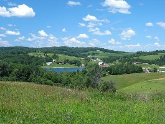 Build Your Home in the Family-Friendly Dutch Hollow Lake Community, Sauk County, Wisconsin!