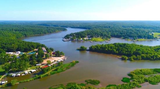Ultimate Homesite Retreat in Benton County, Missouri!