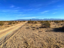 Easy Road Access to this LA County Lot!