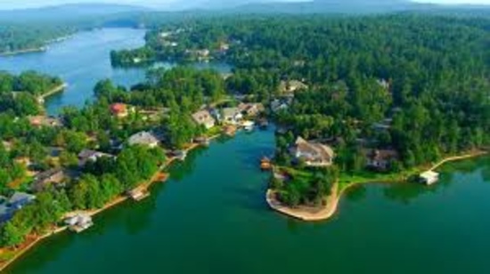 Discover Saline County, AR: Scenic Beauty and Prime Location Near Lake Balboa!