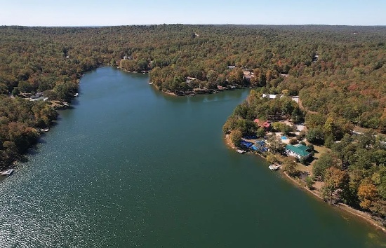 Enjoy the Lakes of Cherokee Village in Fulton County, Arkansas!