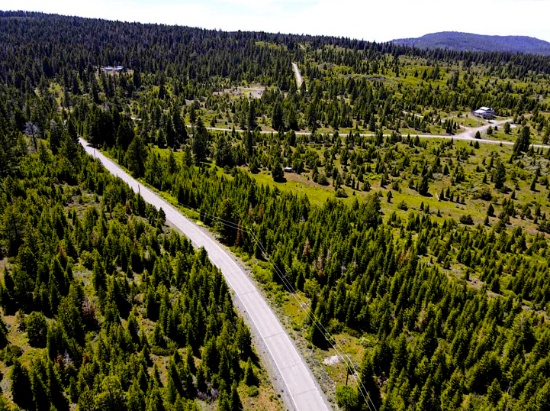 Over an Acre of Buildable Land in California!