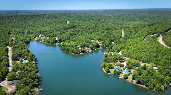Four-Season Living in Arkansas' Affordable Community!