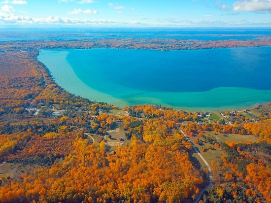 Prime Spot to Build by the Lakes in Michigan!