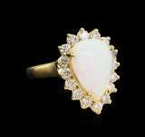 3.10 ctw Opal and Diamond Ring - 14KT Yellow Gold