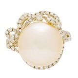 0.59 ctw Diamond and Pearl Ring - 18KT Yellow Gold