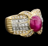 3.70 ctw Star Ruby and Diamond Ring - 18KT Yellow Gold and Platinum