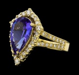 3.10 ctw Tanzanite and Diamond Ring - 14KT Yellow Gold