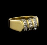 1.50 ctw Diamond Ring - 14KT Yellow Gold