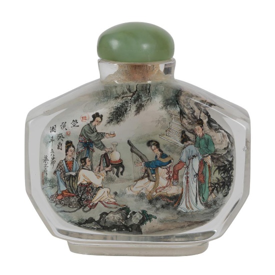 Large, Vintage Chinese Reverse Painted Snuff Bottle "Musical Gathering"