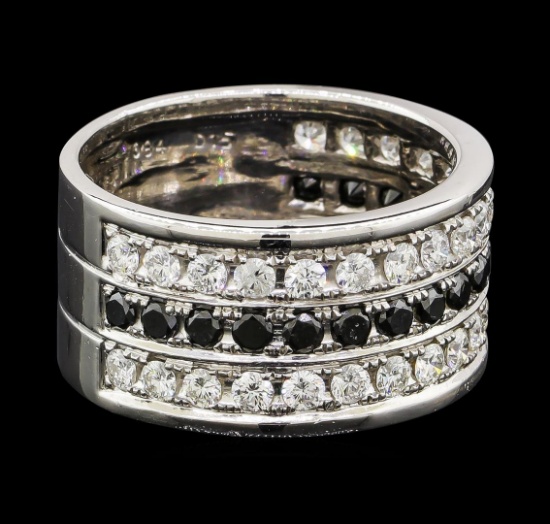 0.84 ctw Diamond and Black Diamond Ring - 18KT White Gold