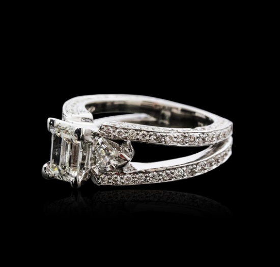 18KT White Gold 2.73 ctw Diamond Ring