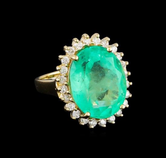 10.45 ctw Emerald and Diamond Ring - 14KT Yellow Gold