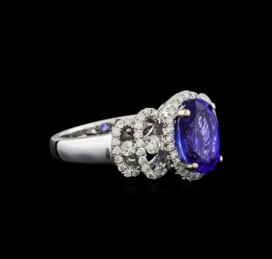 18KT White Gold 2.15 ctw Tanzanite and Diamond Ring