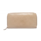 Louis Vuitton Beige Vernis Monogram Zippy Wallet