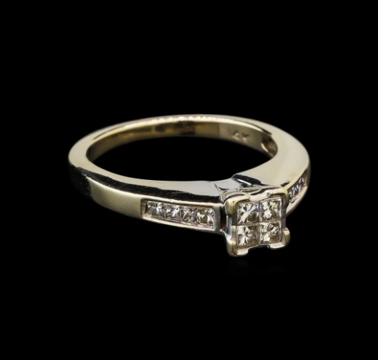 14KT White Gold 0.45 ctw Diamond Ring