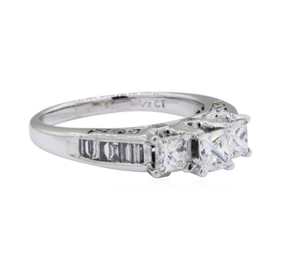 0.65 ctw Diamond Ring - Platinum