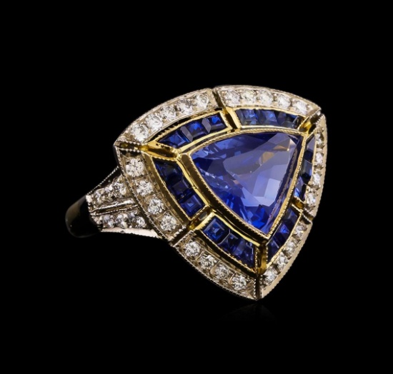 3.06 ctw Sapphire and Diamond Ring - 18KT Yellow Gold