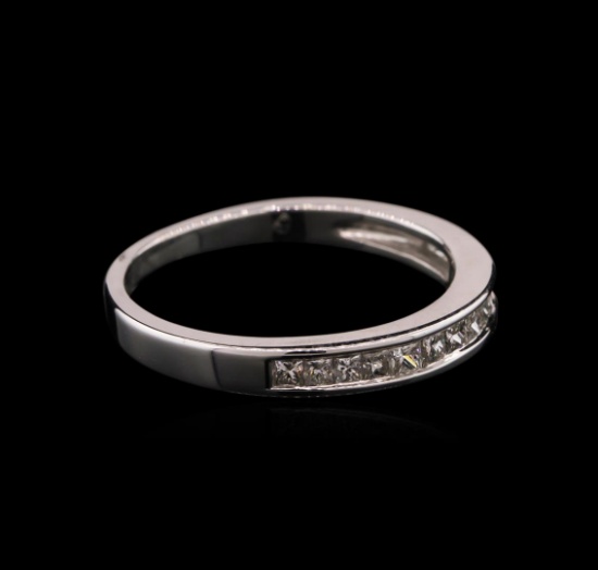 0.33 ctw Diamond Ring - 14KT White Gold